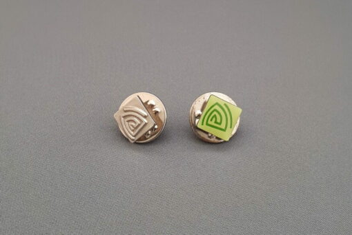 Stadt NB - Pins mit der Torspirale