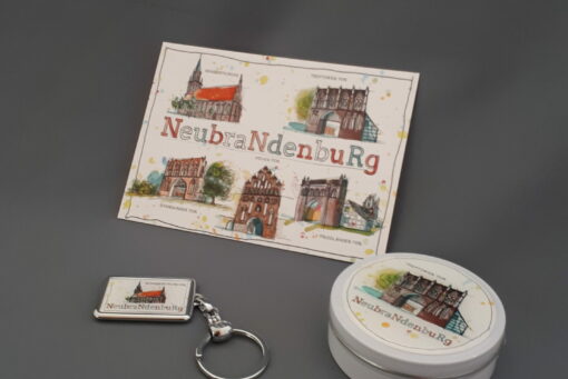 At Regio - Postkarte, Schlüsselanhänger und Minzbox